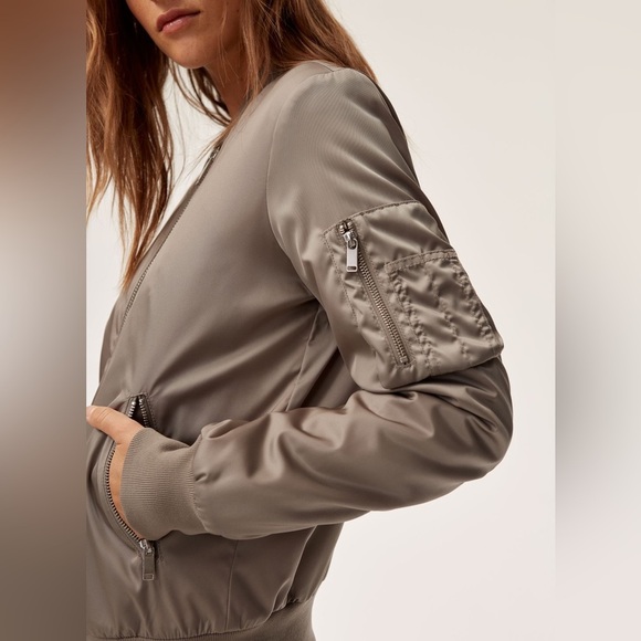 The Group by Babaton Gilman Bomber - Picture 5 of 14